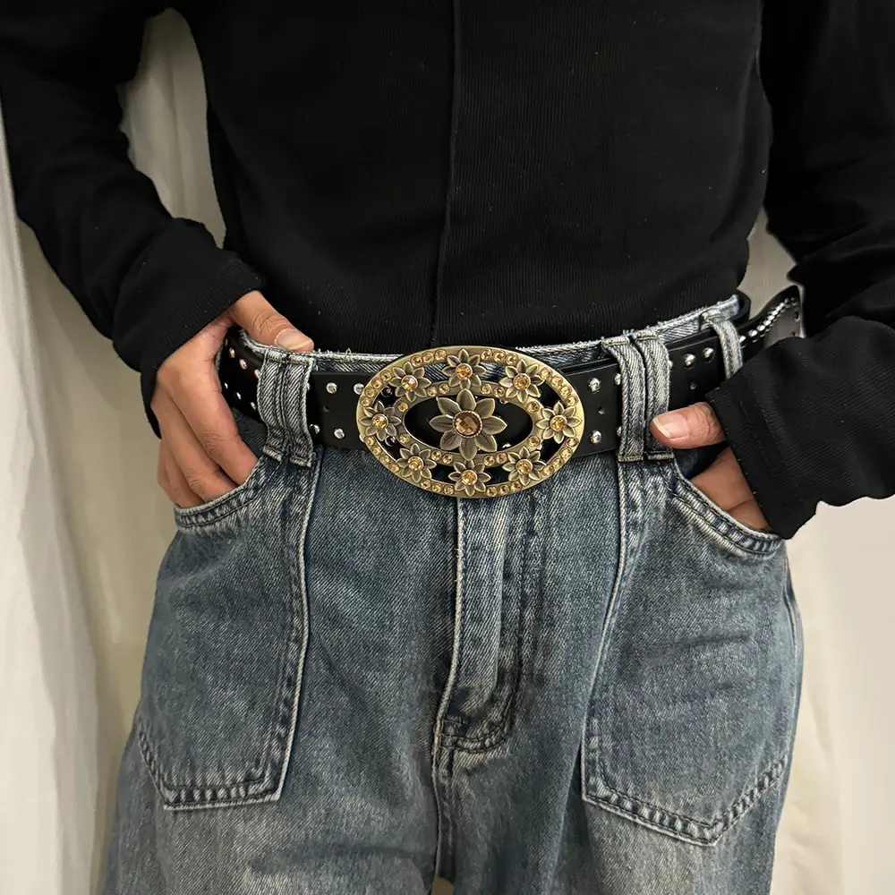 Unisex Jeans Belt Male Gothic Punk Y2k Designer Belts For Women Golden Rhinestone Flora Plus Size Rivet Black Men's Belt Female