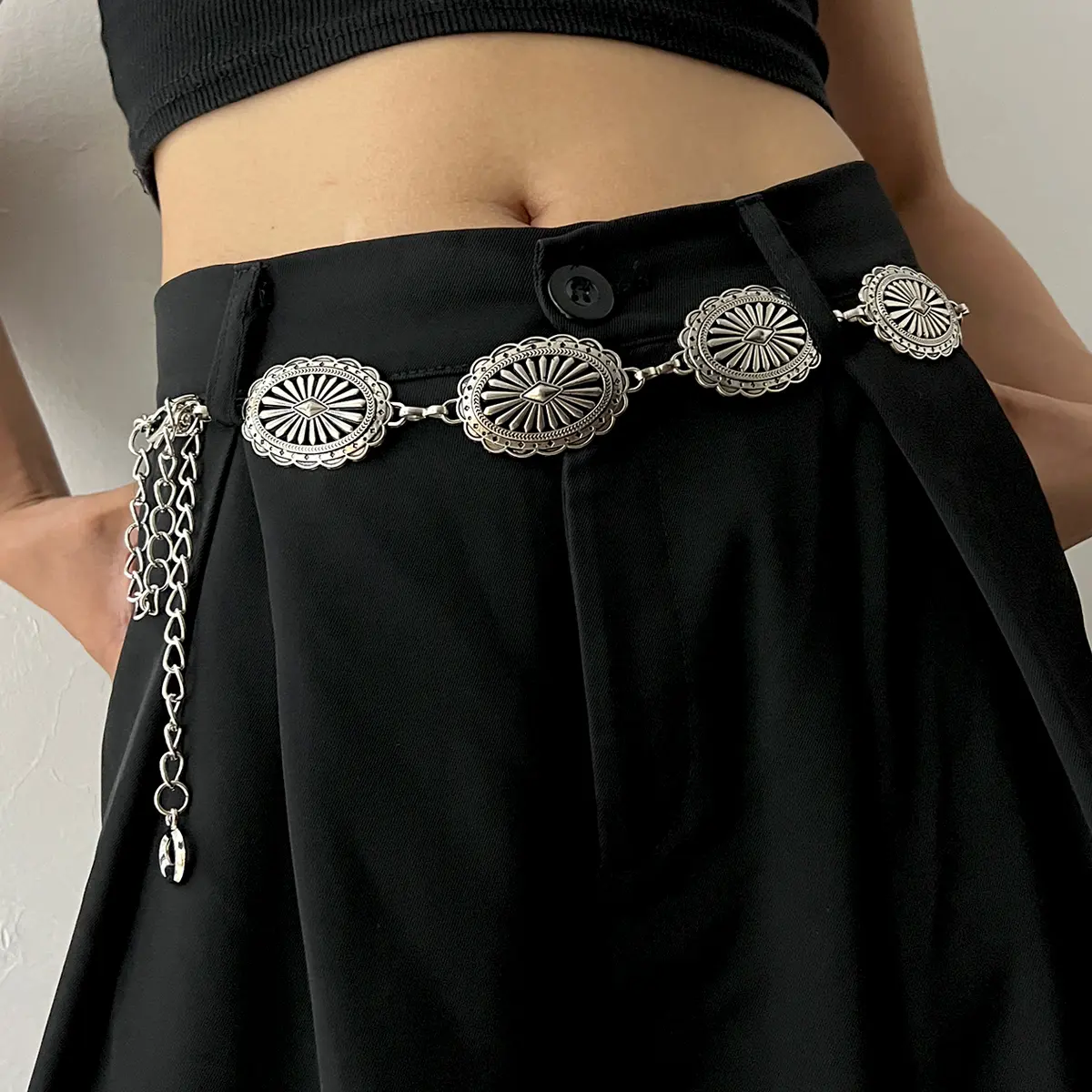 Fashion Vintage Gold Chain Belt Female Waist Adjustable Waistband Designer Belts For Women High Quality Luxury Silver Metal