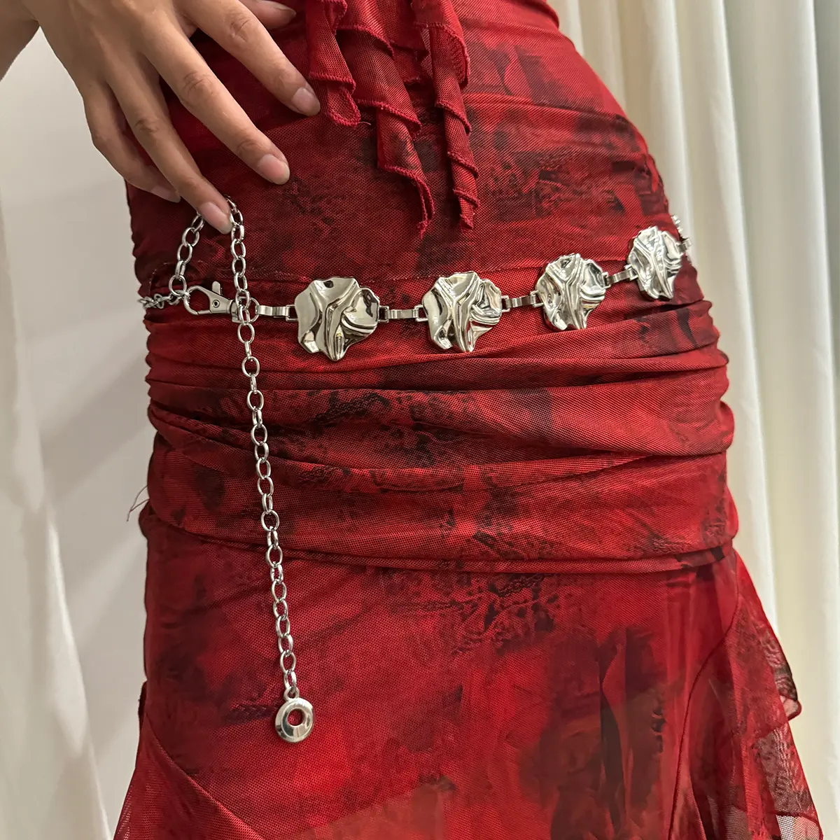 Women's belt Swirl Print irregular Gold Waist Chain Belt Goth accessories Fashion belts for women Punk dark with Jeans Dress