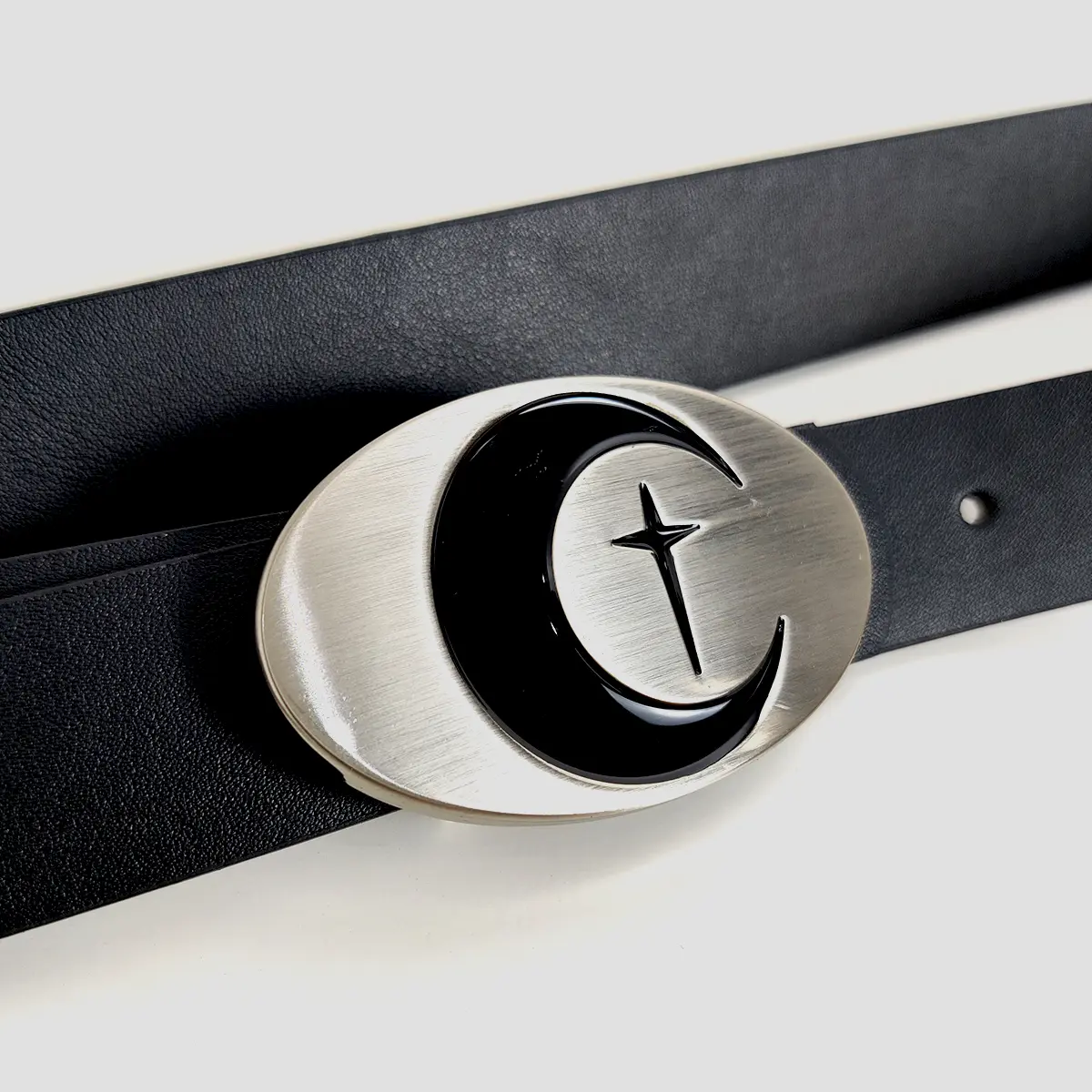 Unisex Designer Belts For Women High Quality Vintage Punk Female Waist Black Jeans Belt Men Dress White Waistband Goth