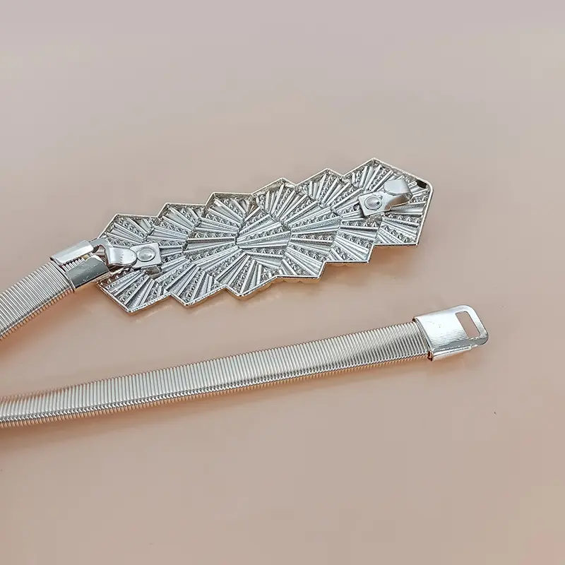 Retro Gold Chain Belt Female Waist Adjustable Desinger Leaf Decorative Belts For Women Y2K Punk Metal Dress Waistband