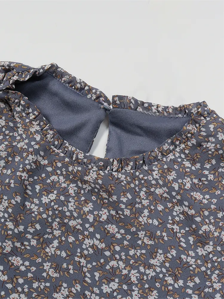 2025 Autumn New Women's Chest Hollow Casual Shirt Crushed Flower Long Sleeve Comfortable Hundred Zipper Shirt