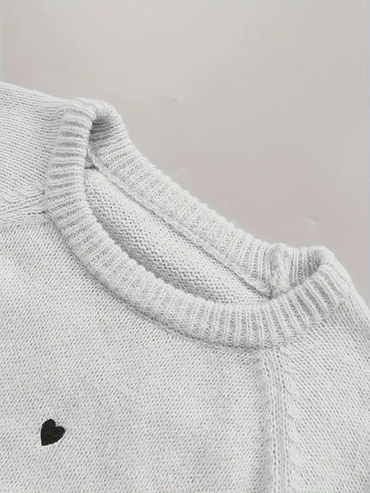 plus Size Women's round Neck Knit Sweater with Love Heart Pattern Zip Sleeve Side Neck Tie Detail Pullover Style for Comfortable
