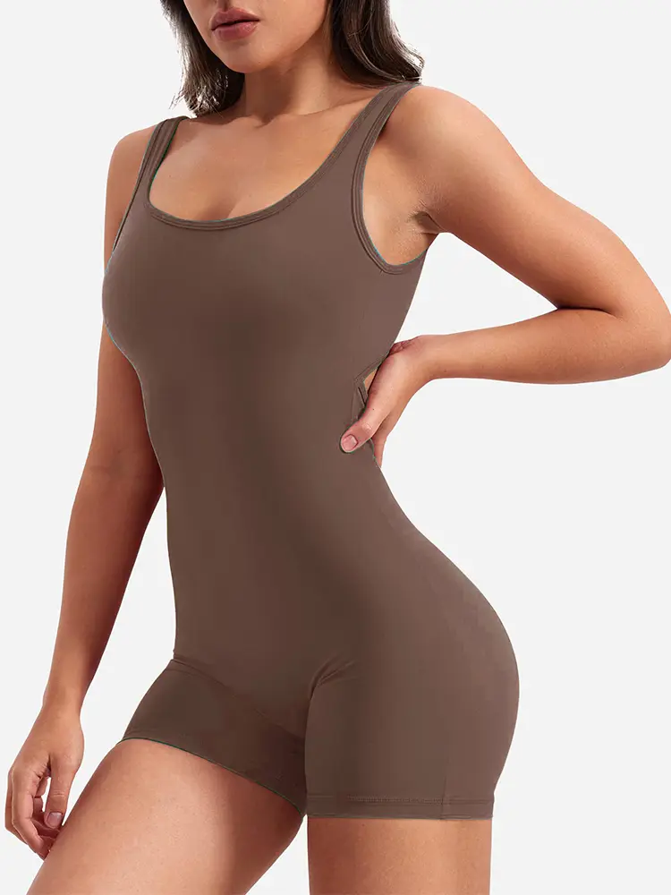 Women's Slim Fit One-Piece Shorts Spring/Summer 2025 Hip Lifting Backless Yoga Sports Clothing Sexy Design