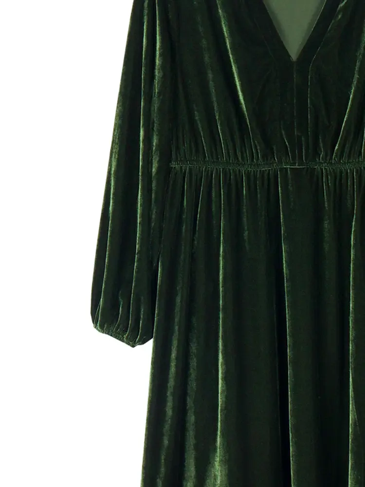 Plus Size Velvet V-Neck A-Line Dress Women's Waisted V-Neck Elegant Premium Dress Long Sleeve Solid Colour