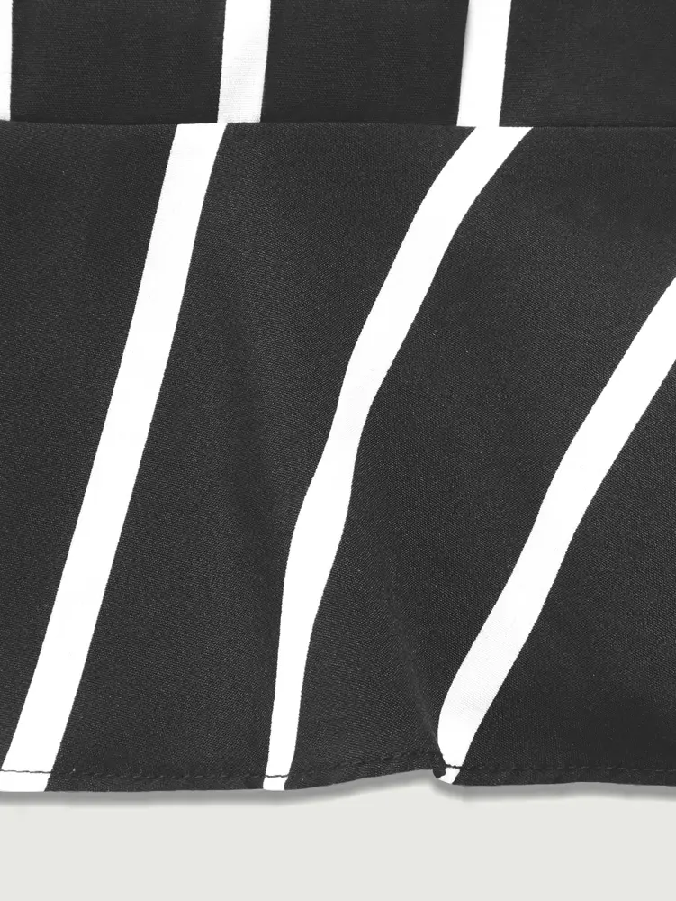 2025 Summer New Women's V-neck Short Sleeve White Black Striped Printed Casual Dress Plus Size Midi Dress Polyester