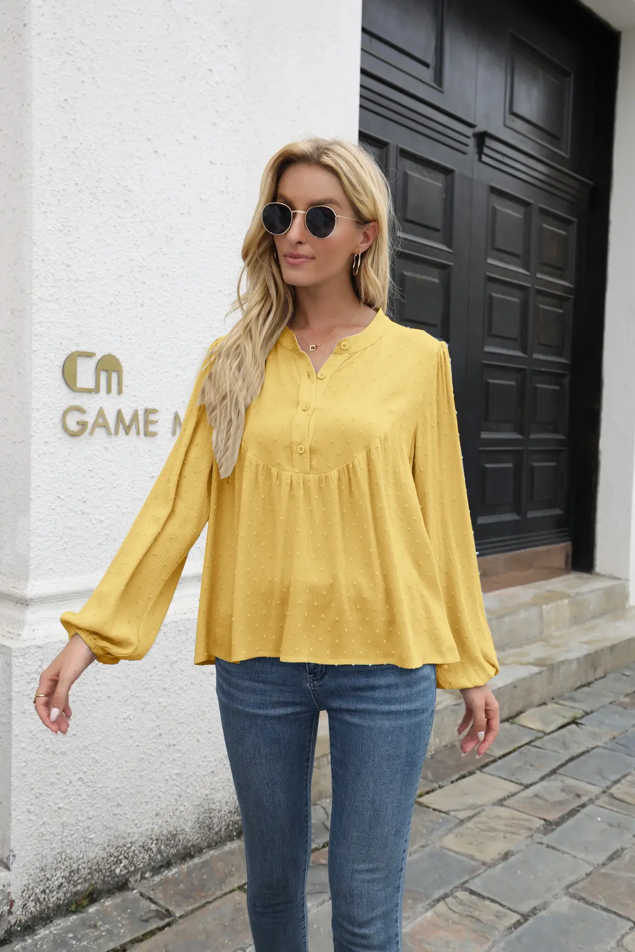 2025 New Women's Split Sleeve V Neck Button Pleated Back Shirt Swiss Dot Top T Shirt Casual Elegant Fashion