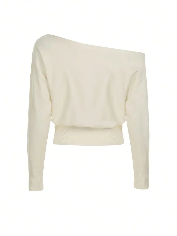 2025 Autumn New High neck design asymmetric strapless leisure Women's jumper school season temperament Elegant
