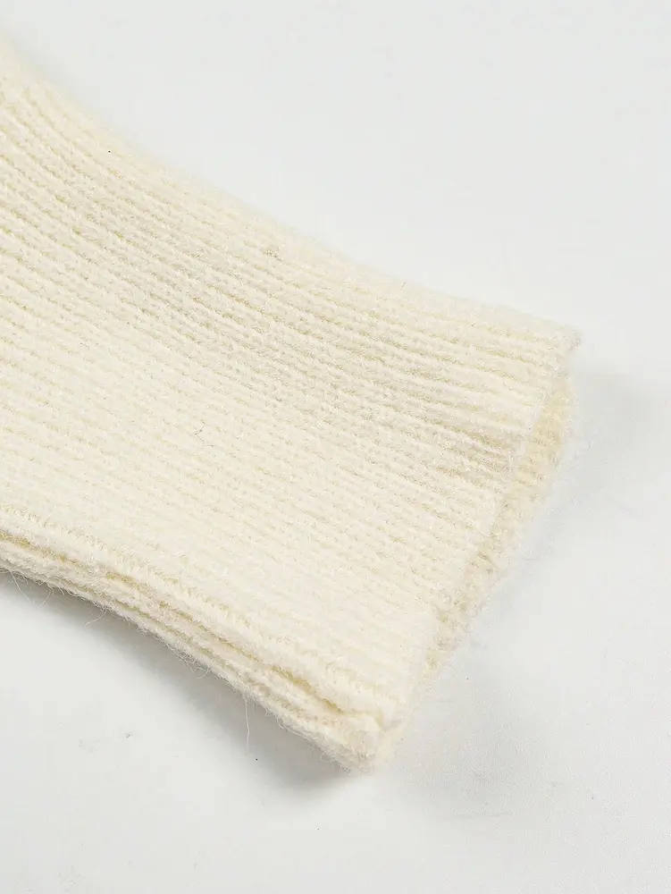 2025 Autumn New High neck design asymmetric strapless leisure Women's jumper school season temperament Elegant