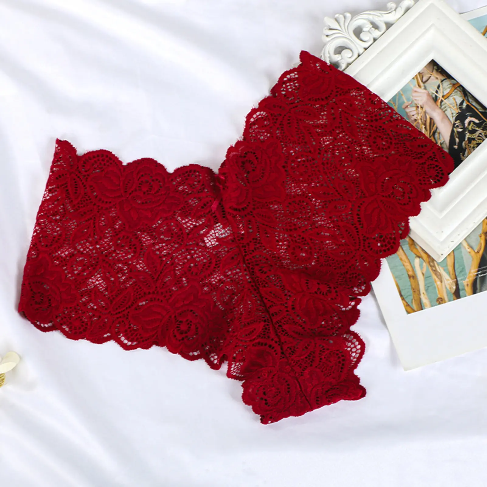 Women Underwear Lace Panties Thongs Sexy Ladies Low Waist Solid Seamless G-strings Underwear For Sex New Hot