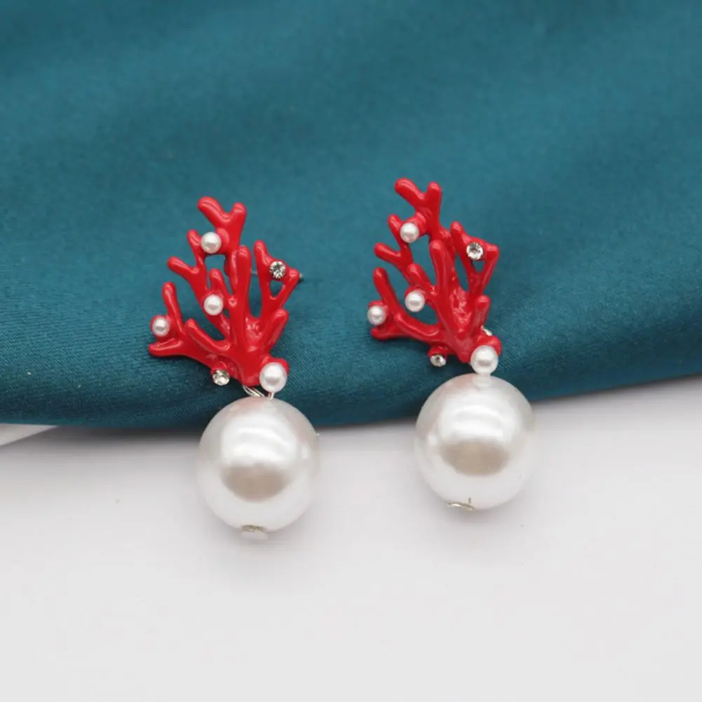 Jewelry 1 Pair Cute Lightweight Coral Shape Stud Earrings Temperament Ear Studs All Match for Party