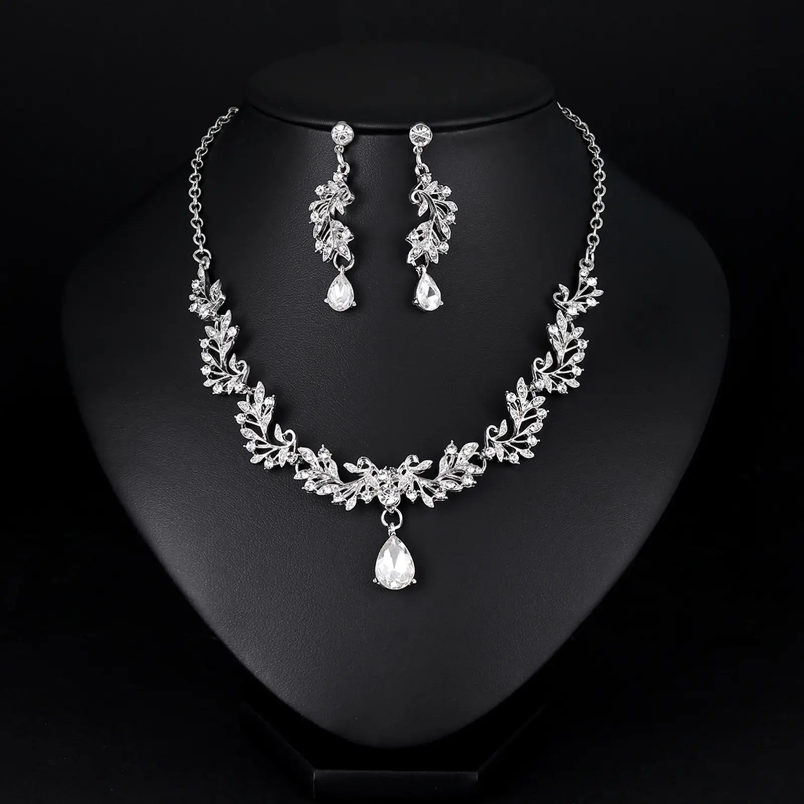 Trendy Pearl Necklace Earrings Set for Women's Neck Chain 2021 Trend Lady Temperament Beads Necklace Jewelry Gift Female