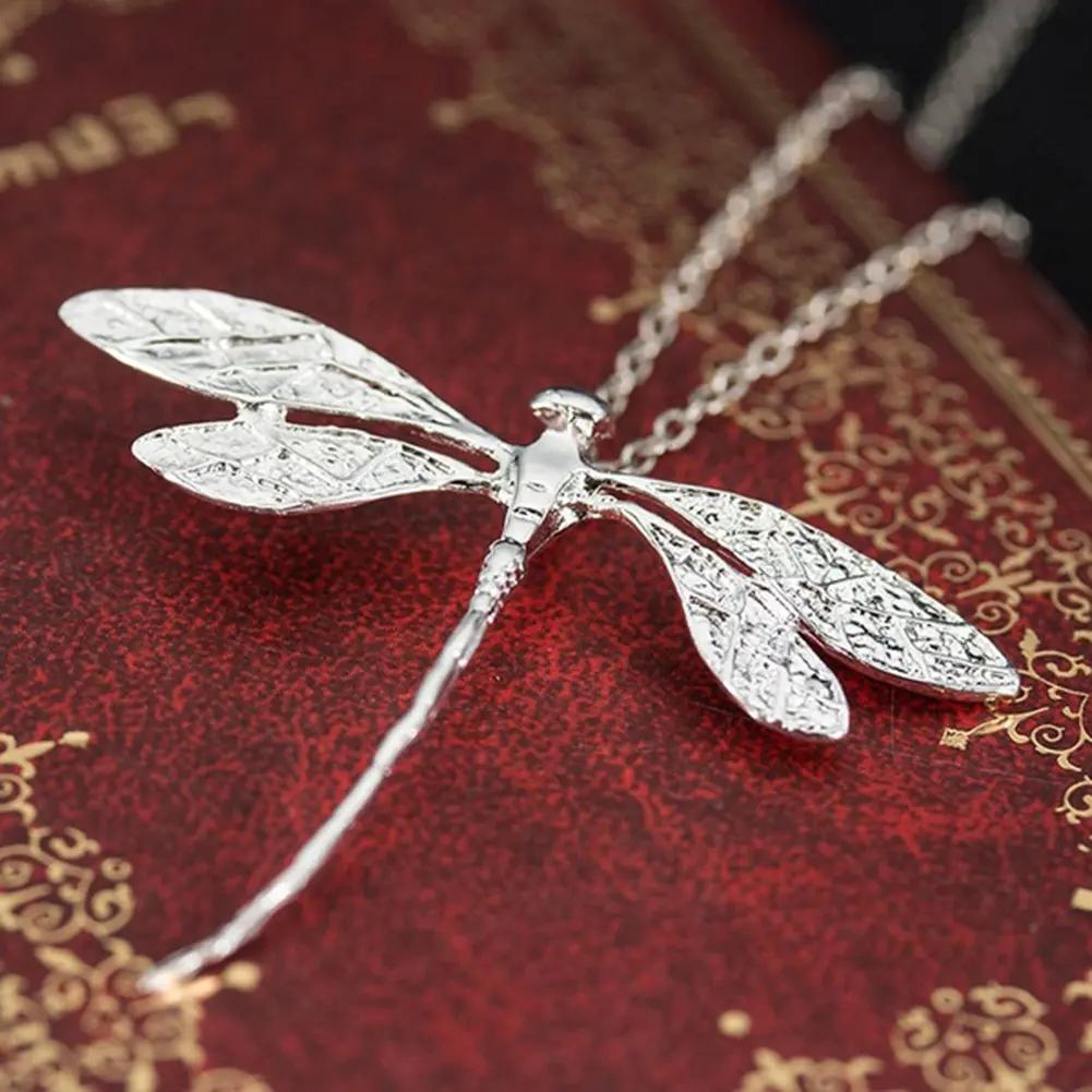 Silver Color Clavicle Chain Necklace for Women Trendy Elegant Charming Dragonfly Bride Jewelry