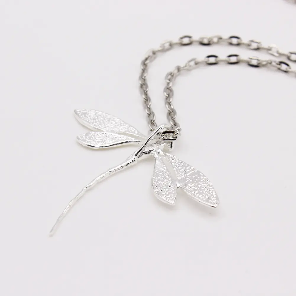 Silver Color Clavicle Chain Necklace for Women Trendy Elegant Charming Dragonfly Bride Jewelry