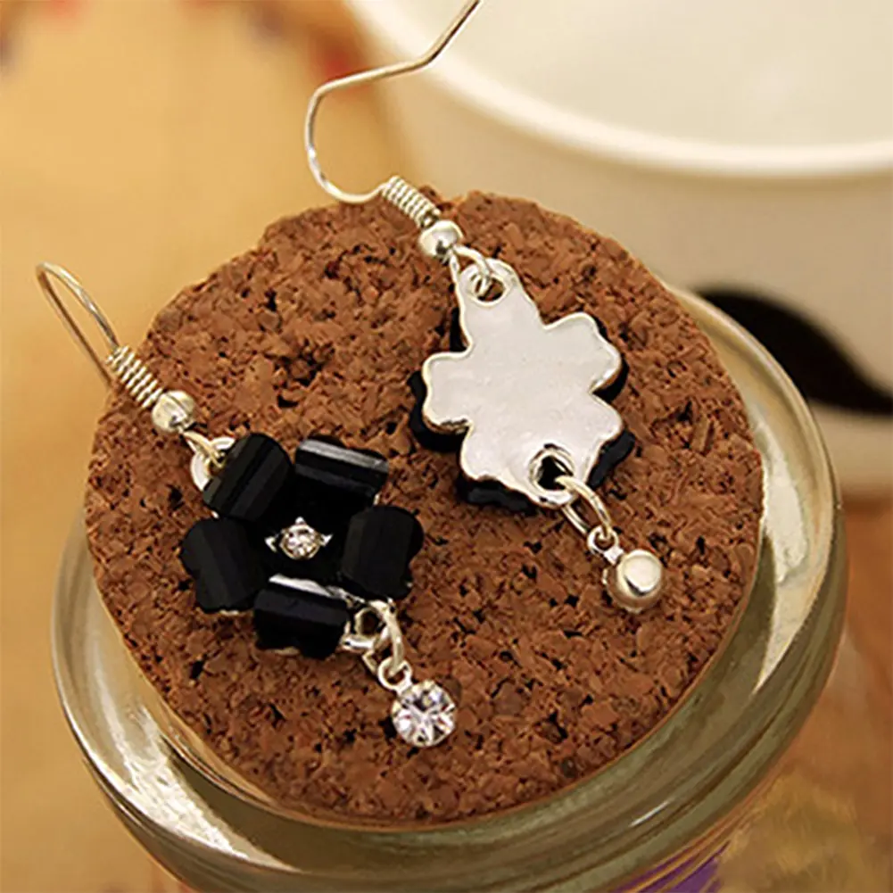 Women Elegant Earrings Flower Petals Rhinestone Dangle Drop Hook Cute Earrings Jewelry aretes de mujer серьги женски