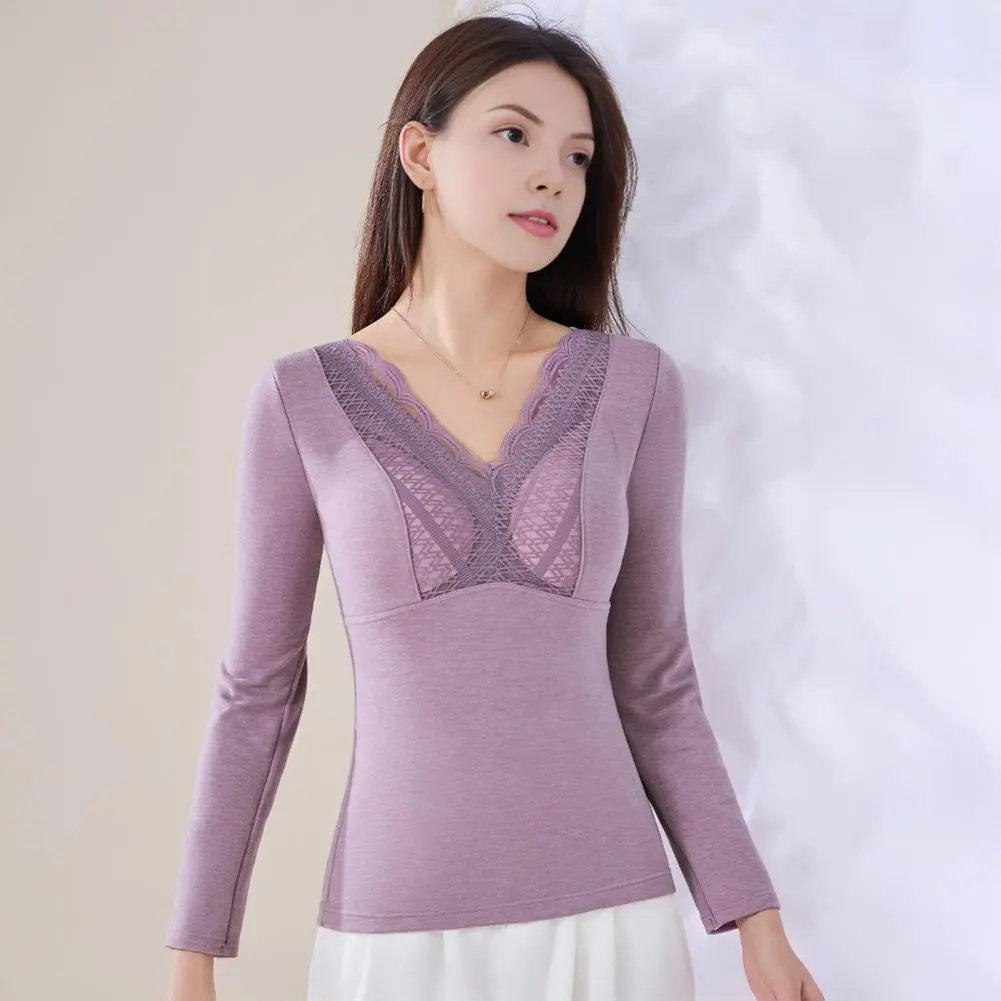 Two-in-one Chest Pad Tops Cozy Velvet-lined Women's Thermal Tops with Seamless Elastic Bottom V-neck Long Sleeve for Warmth