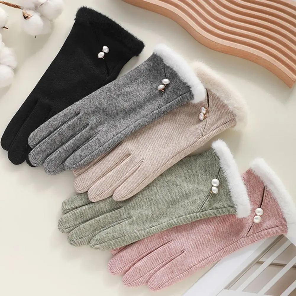 Warm Gloves Stylish Women's Winter Gloves with Touch Screen Windproof Thermal Knitted Gloves for Cold Weather Featuring Fluffy