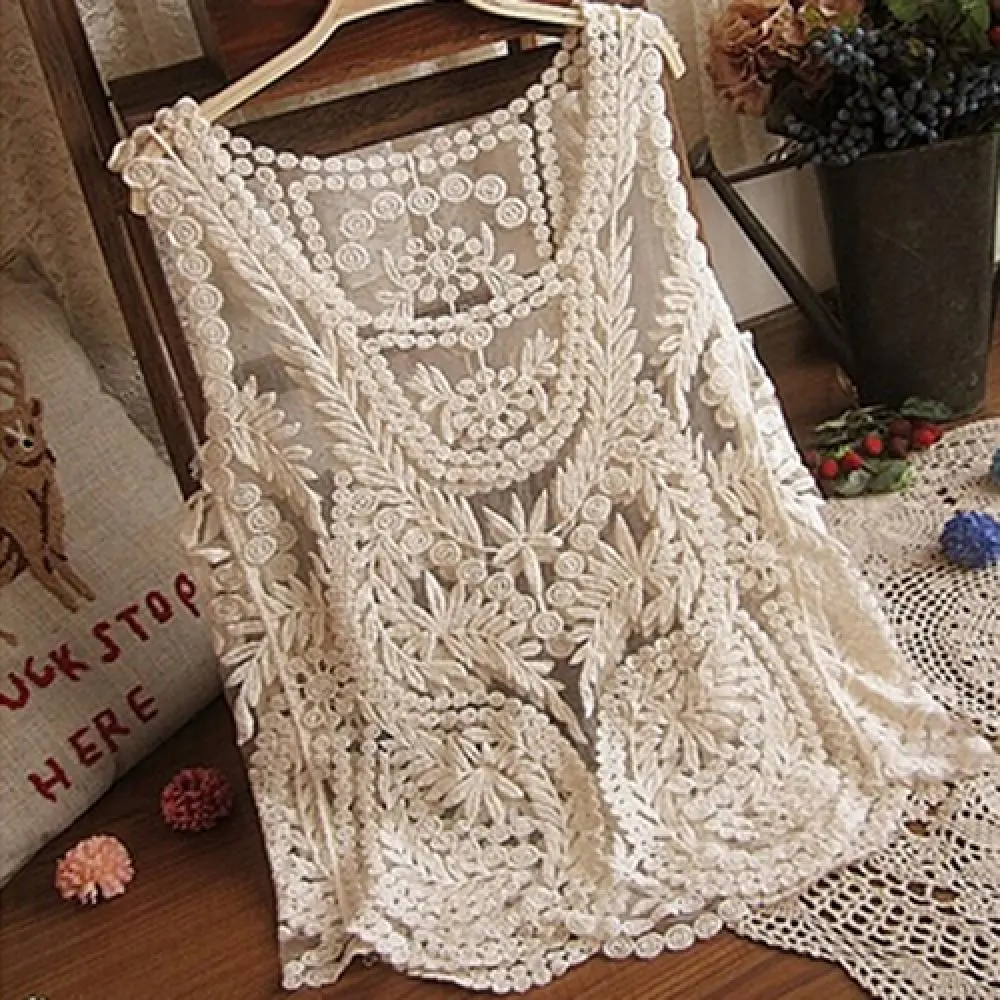 Sweet Camis Lace Tank Top Embroidery Hollow-out Floral Crochet Vest Women's Summer 2025 Top Strap Vest Netting
