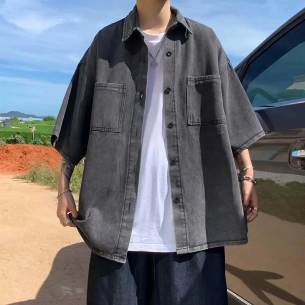 Men Casual Short-sleeve Shirt Stylish Men's Denim Button-down Shirt with Chest Pockets for Summer Daily Wear for Street for Men