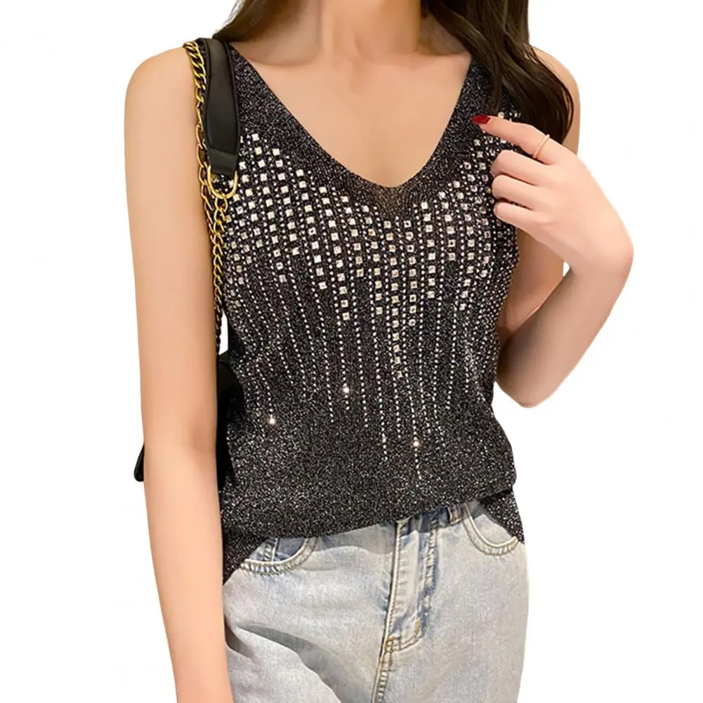 Knitting Camisole Sequined V-neck Vest Worn Inside A Suit Bottoming Shirt and Worn Outside A Sparkling Top