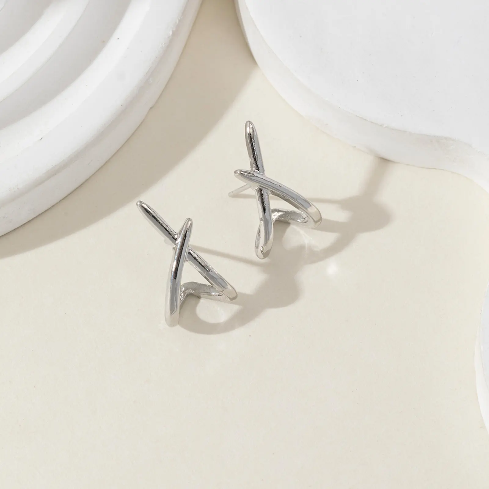 Fashion Silver Color Cross Stud Earrings for Women Girls Korean Dainty Simple Minimalist Lady Earrings Jewelry Gifts