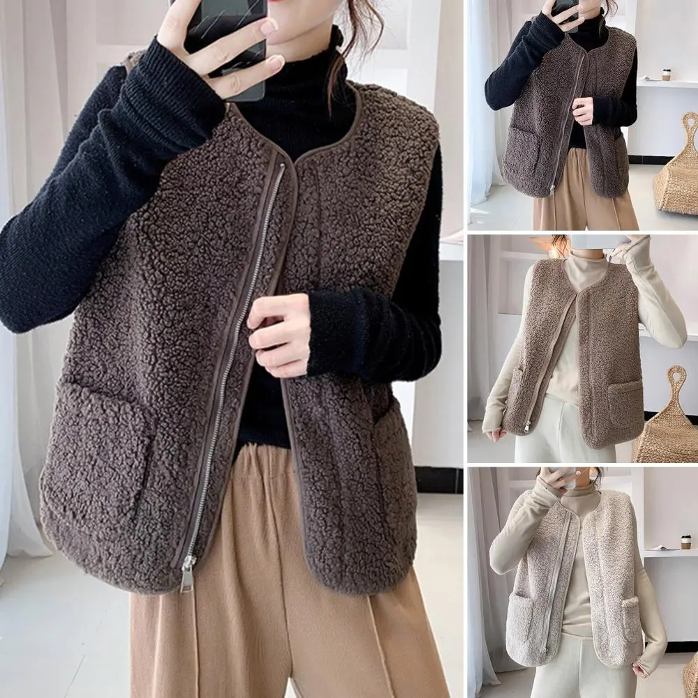 Jacket Stylish Plus Size Fleece Vest with Dual Pockets for Women Cozy Round Neck Waistcoat Ideal for Wear School Travel Spring