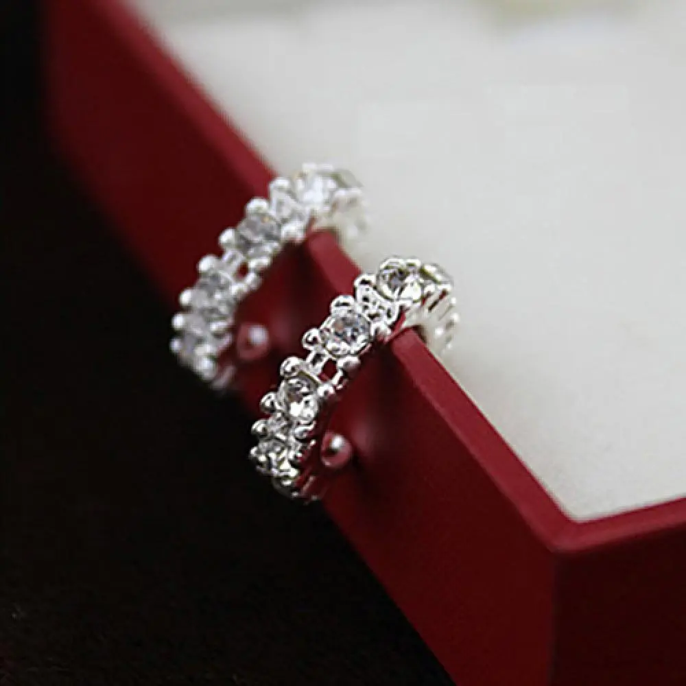 1pc Fashion Exquisite Rhinestone Decor Ear-Clip Ear Cuff earring for Woman Ear 2025 Summer