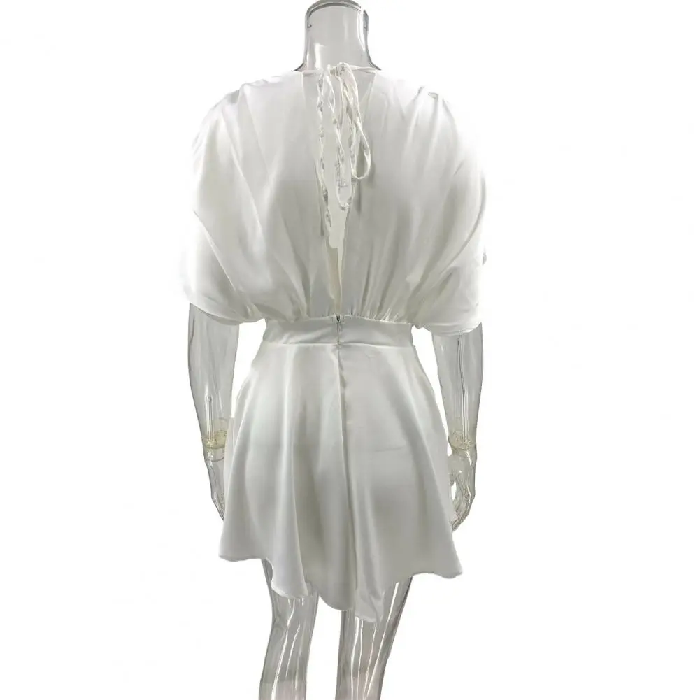 Satin Texture Jumpsuit Sleeveless V-neck Jumpsuit Satin Deep V Neck Romper with Ruffle Hem for Women's Club Party Sleeveless