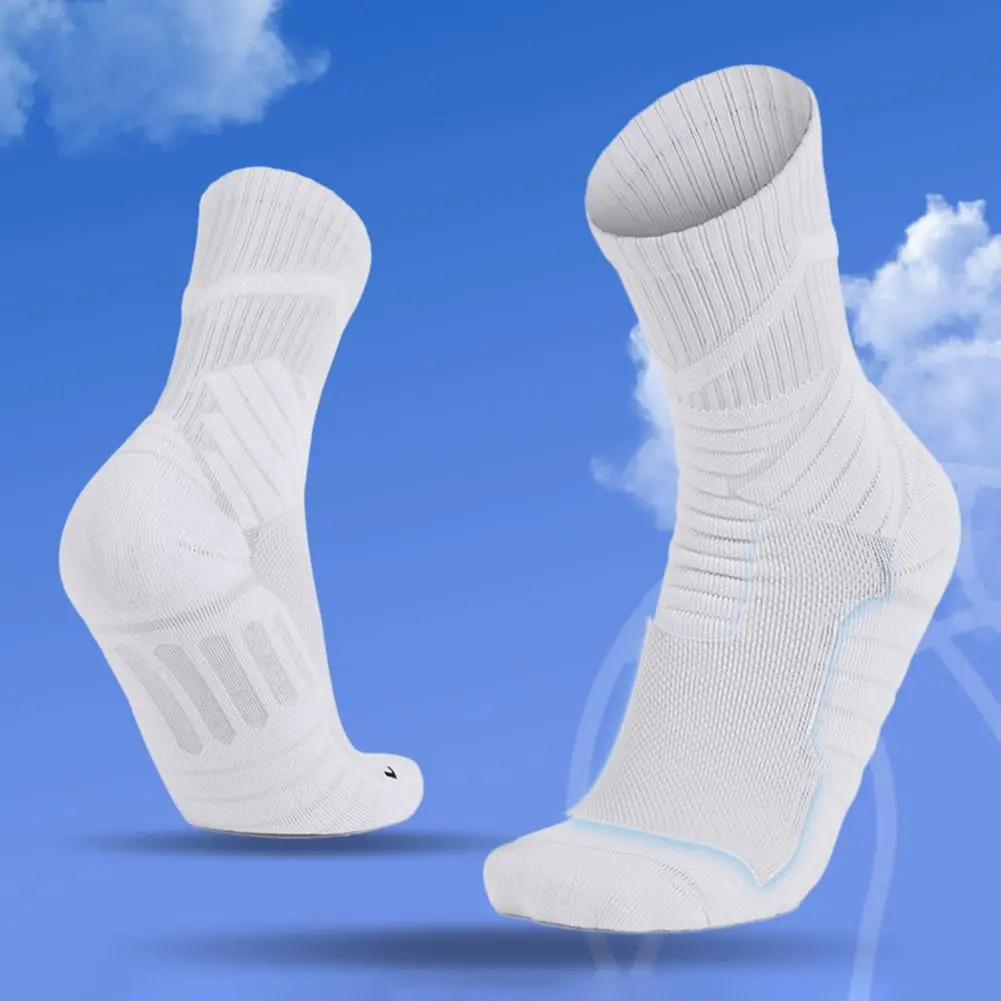 Cotton Socks Breathable Socks Performance Basketball Socks for Men Breathable Athletic Crew for Sports Running Comfortable