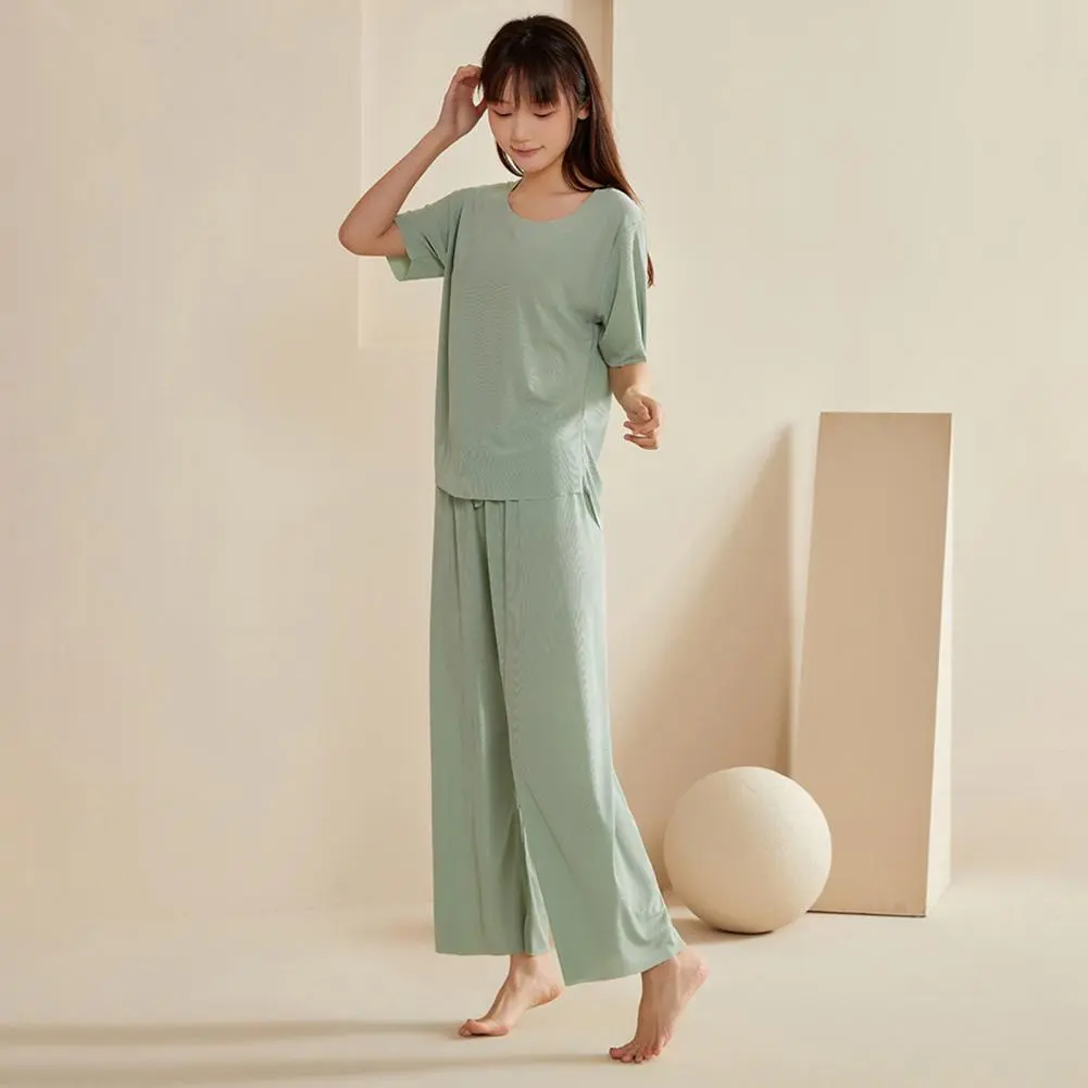 Ice Silk Loungewear for Women Soft Breathable Pajama Set Lightweight Women's Ice Silk Pajamas Set with Short for Ultimate