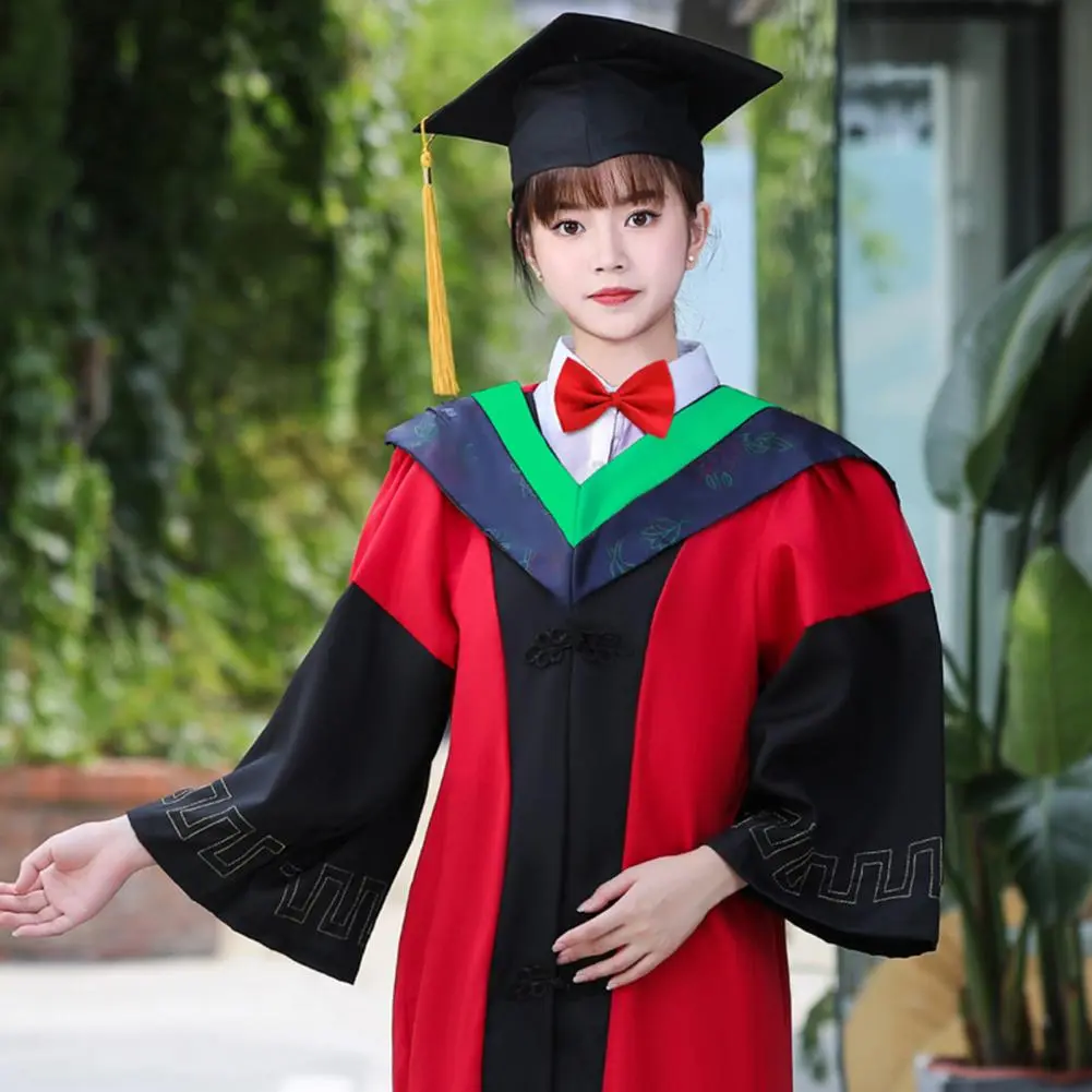 2025 Graduation Clothing Set Bachelor Robe Cap Class 2025 Graduation Cap Gown Set High School College Bachelor Academic Doctor