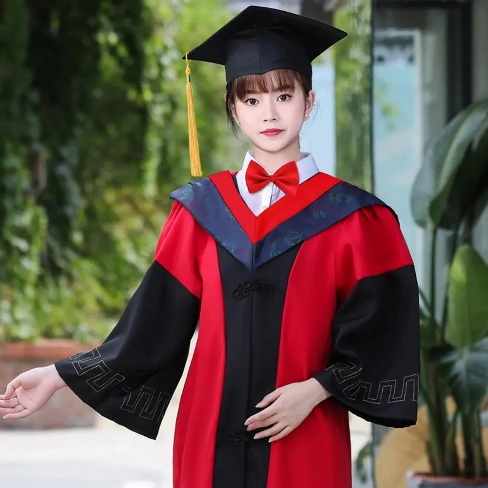 2025 Graduation Clothing Set Bachelor Robe Cap Class 2025 Graduation Cap Gown Set High School College Bachelor Academic Doctor