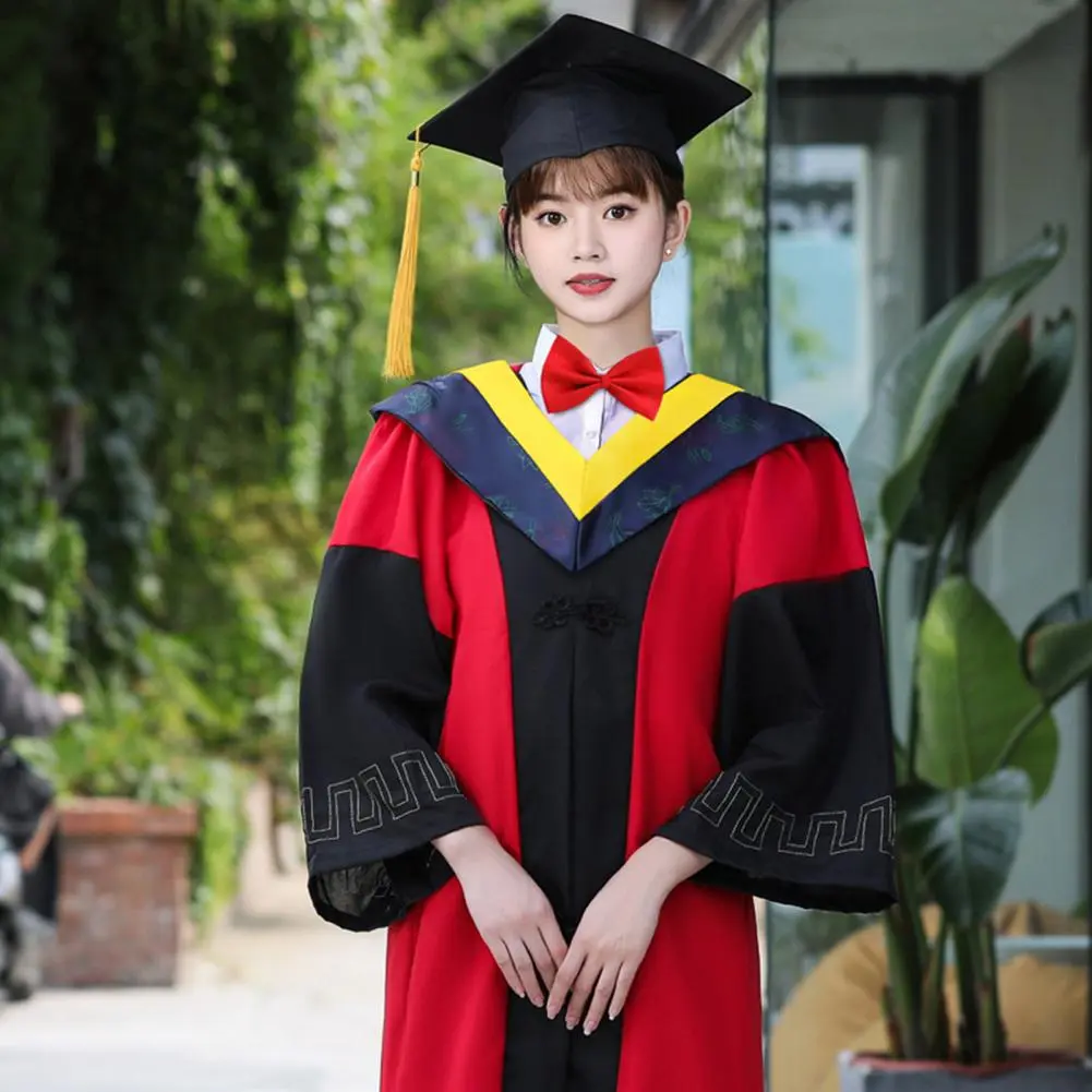 2025 Graduation Clothing Set Bachelor Robe Cap Class 2025 Graduation Cap Gown Set High School College Bachelor Academic Doctor