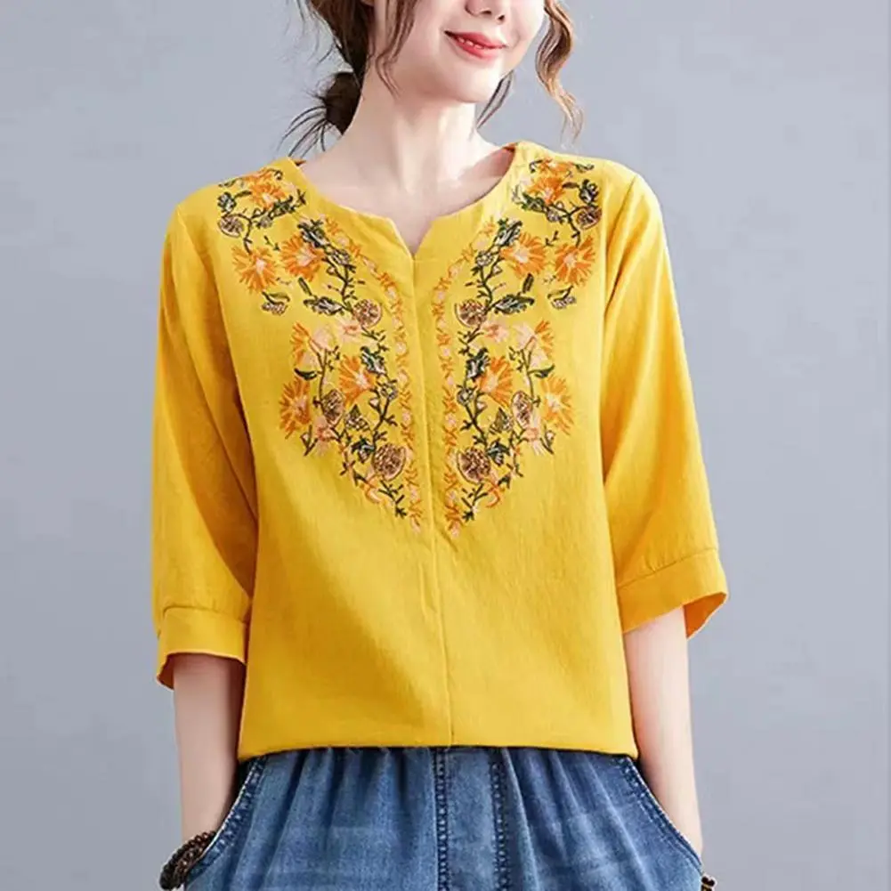 Cotton Linen Embroidery Floral Women Blouse Rural Style V-Neck Half Sleeve Spring Shirt Casual Shirt Summer Vintage Women Shirt