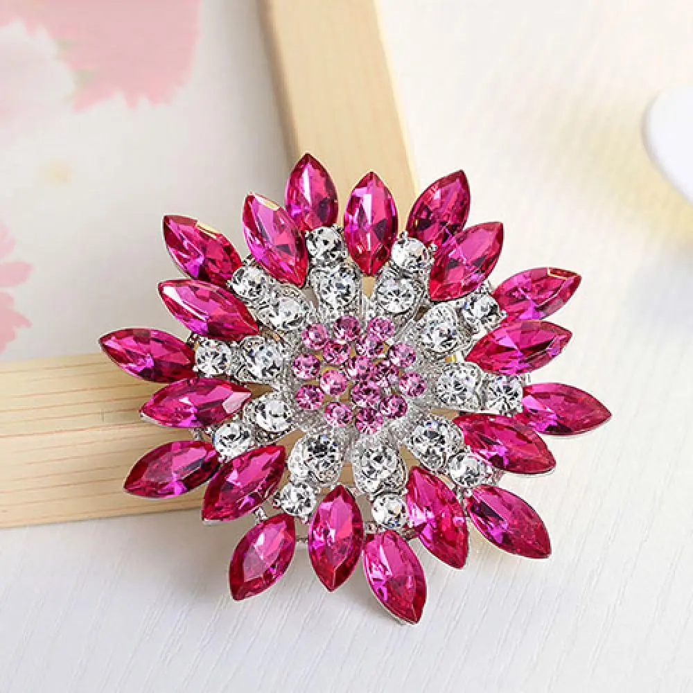 2023 Fashion Crystal Flower Brooch Pin Colorful Rhinestone Brooch Lapel Pins Wedding Party Luxury Jewelry Women Jewelry Gifts