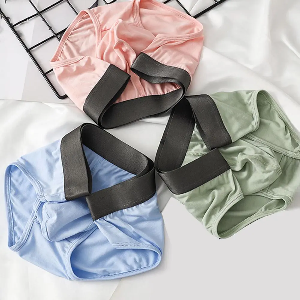 Men Briefs Elastic Mid-waist Men Briefs Men's Patchwork Color Briefs with High Elasticity U-convex Design for Daily Wear