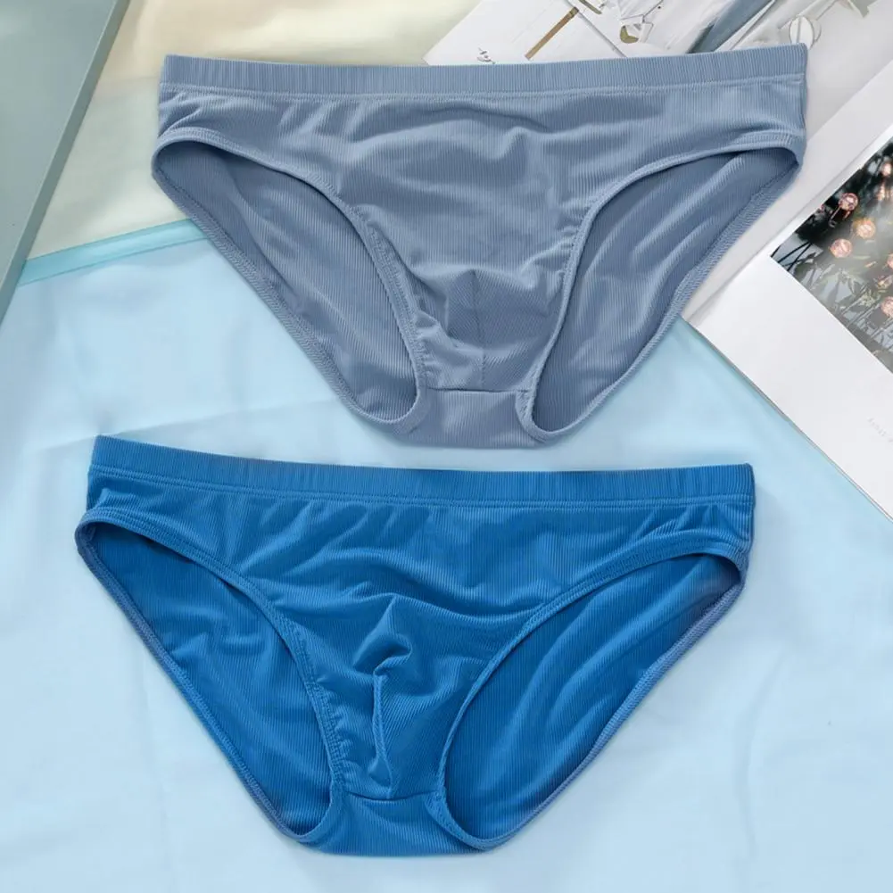 2025 M-3XL Men Briefs Low-rise Elastic Waistband Ice Silk Briefs Solid Color Ice Silk Summer Thin Panties High Elastic Underwear