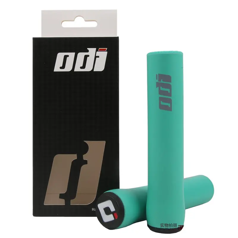 1 Pair Bicycle Cycling Grips MTB Mountain Road Bike Handlebar Cover Grips Bicycle Accessories Soft Anti-slip Bike Grips