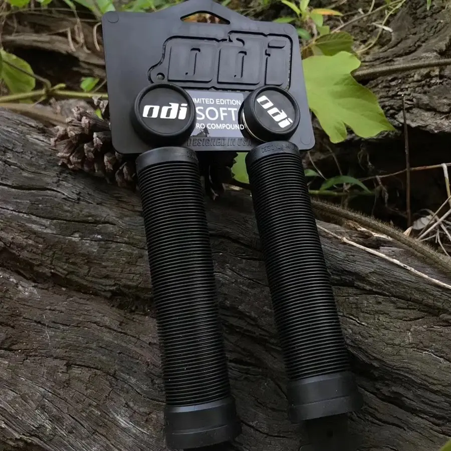 ODI MTB Handlebar Grips Soft Silicone Shockproof Handle bar Grip Wear-resistant BMX Balance Bicycle grip Bike Parts