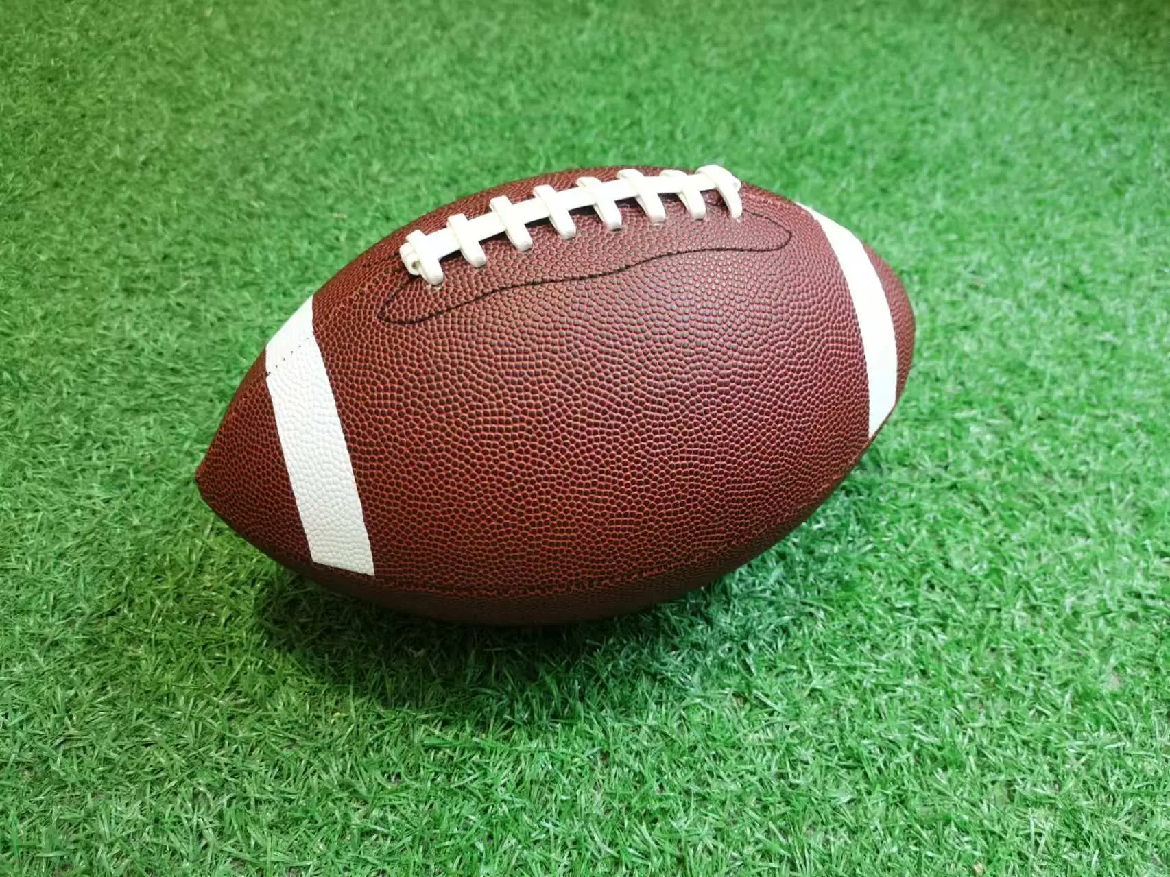 Football Leather Feel PU Cover Non Slip Texture For Training Match Youth Adult Precision Stitche