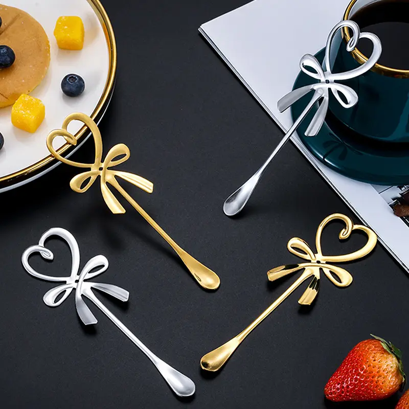 1pc Stainless Steel Coffee Spoon 3D Bow Knot Heart Shaped Mini Spoon Tea Dessert Hanging Gold Silver Spoons Household Flatware