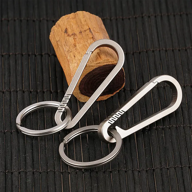 1PCS Titanium Alloy Buckle Keychain, Car Accessories, EDC Outdoor Tool, Key Ring, Titanium Buckles