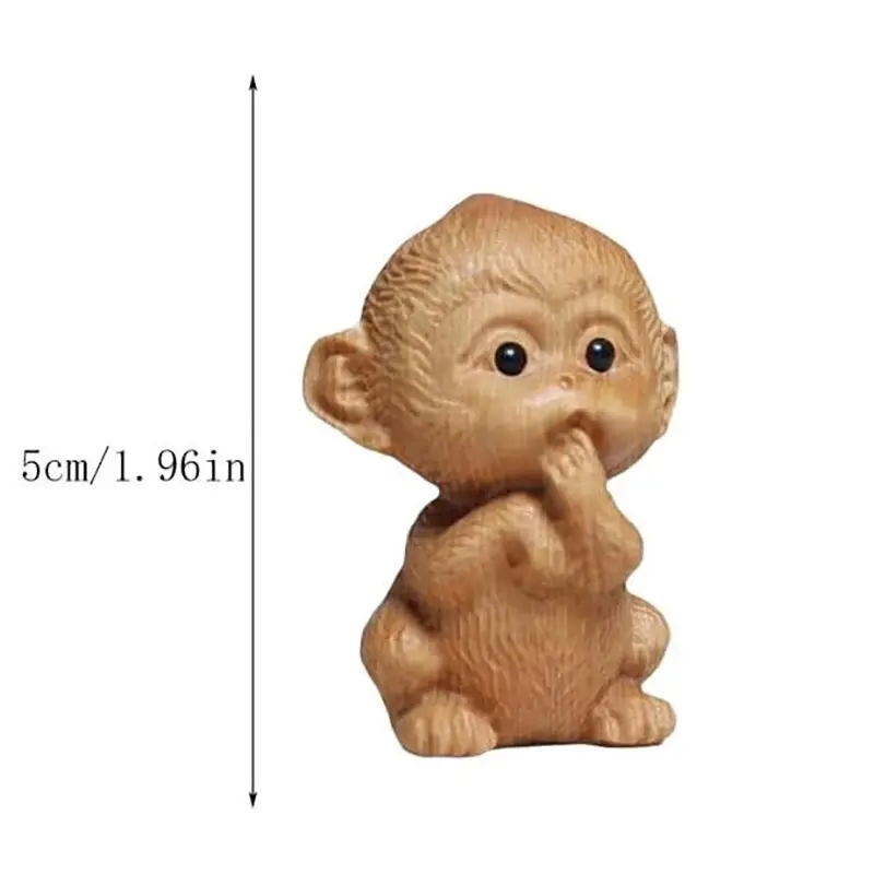 Small Animal Statues Wooden Hand Carved Arborvitae Wood Cute Mini Sculpture Art Decorative Handmade Handcrafted Decoration