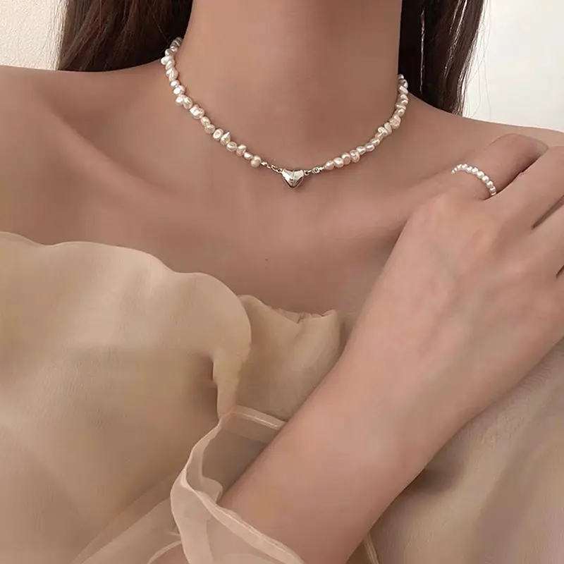 Trendy 2022 Pearl Chain Choker Necklace For Women Girls Heart Pendant Bridal Engagement Fashion Jewelry