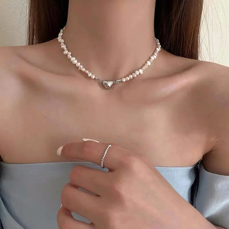 Trendy 2022 Pearl Chain Choker Necklace For Women Girls Heart Pendant Bridal Engagement Fashion Jewelry