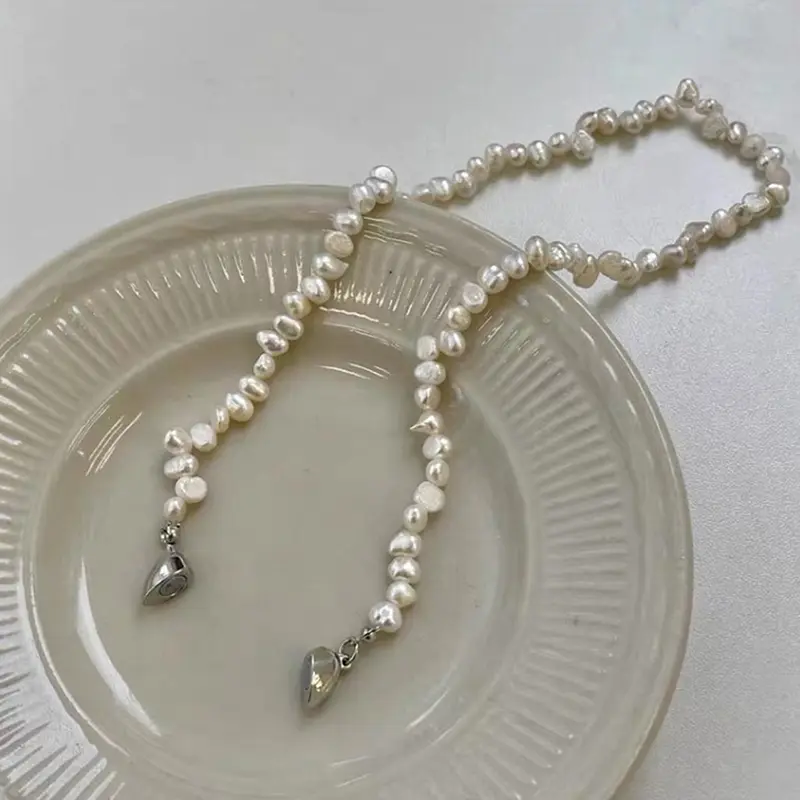 Trendy 2022 Pearl Chain Choker Necklace For Women Girls Heart Pendant Bridal Engagement Fashion Jewelry
