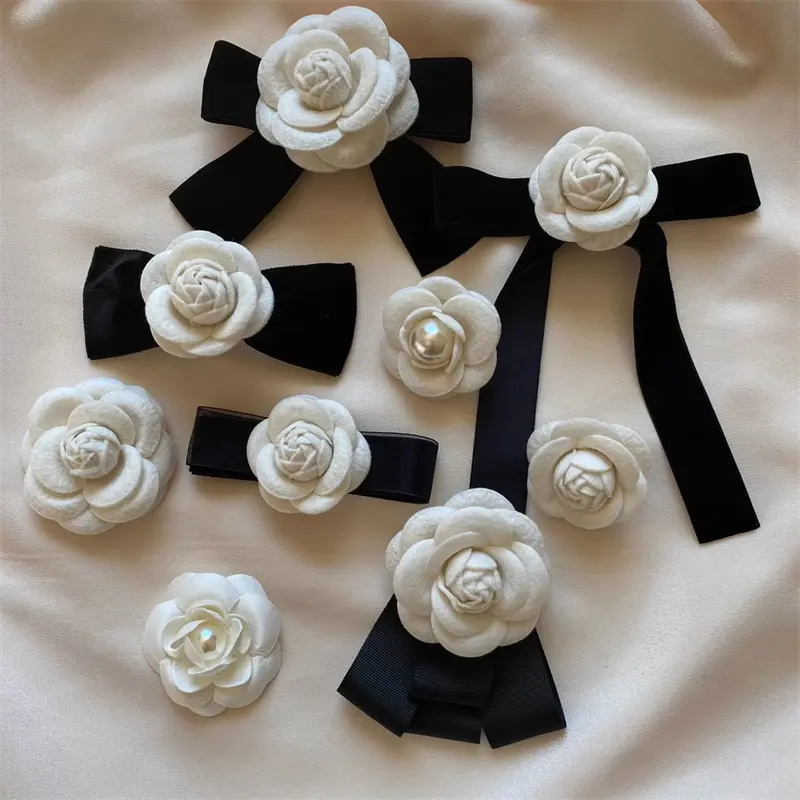New Fabric Camellia Flower Brooch Velvet Bow Tie Ladies College Style Shirt Collar Pins Vintage Wedding Party Brooches For Women