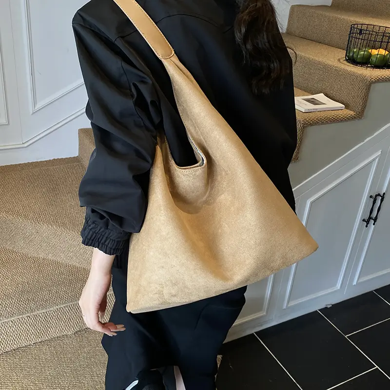 LEFTSIDE Design Suede High Capacity Shoulder Bags for Women 2025 New Winter Hobo Bag Females Retro New ​Luxury Handbags