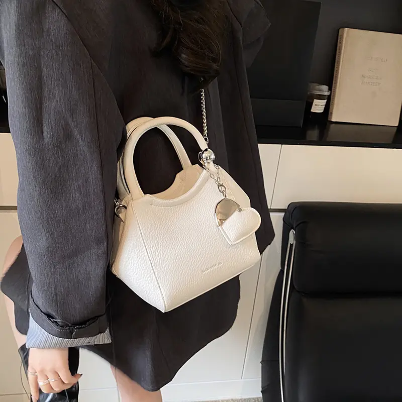 LEFTSIDE PU Leather Small Crossbody Bags Lady Shoulder Bag for Women 2025 New Short Handle Hand Bags Retro Chain Handbags