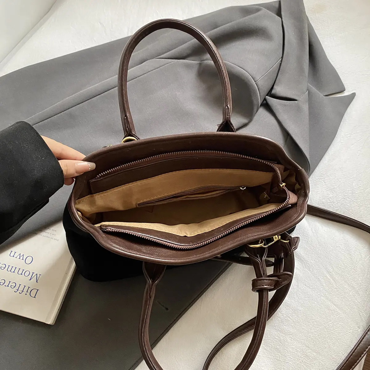 LEFTSIDE Women PU Suede Shoulder Bag 2025 Winter Retro Short Handle Tote Bag Luxury Designer New Trend Handbags and Purses